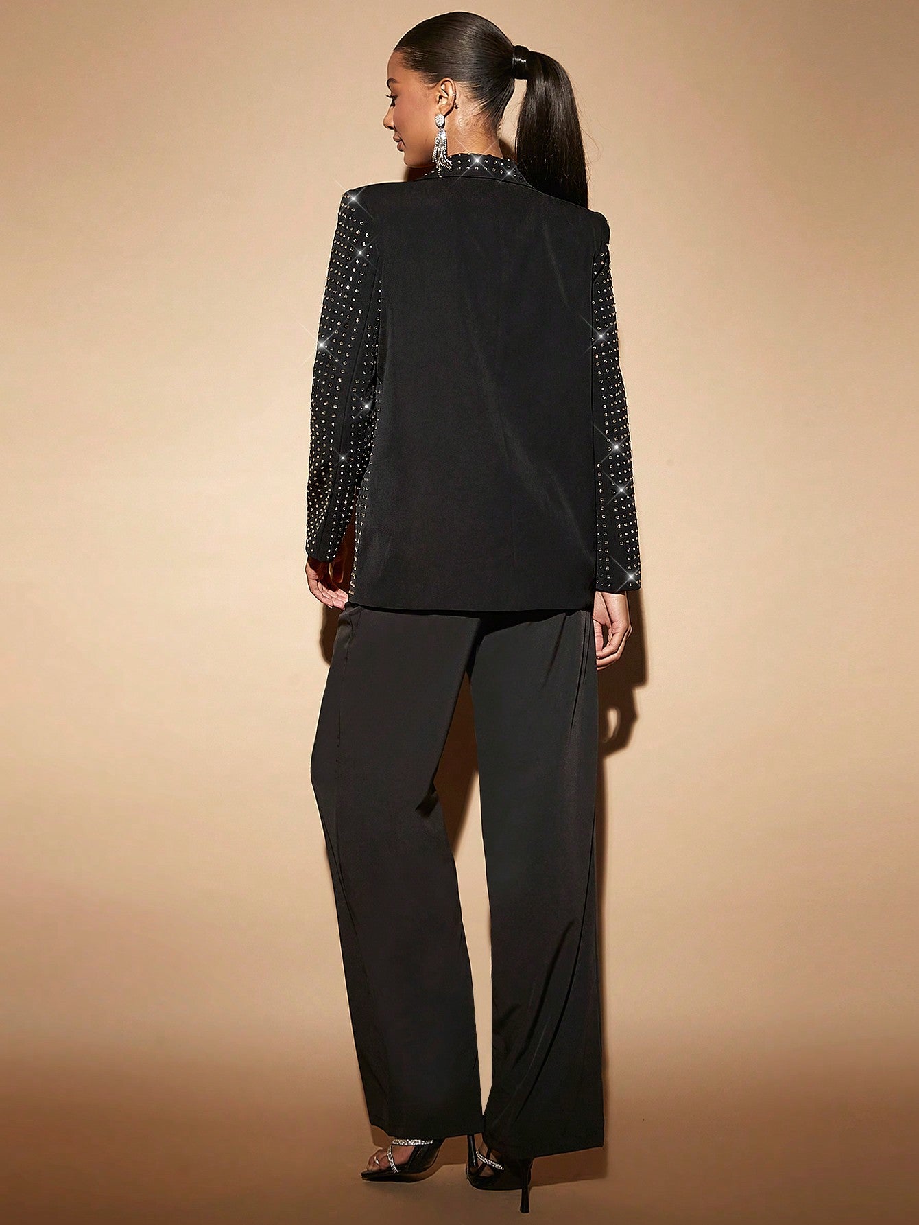Blazer feminino,
Blazer feminino casual,
Blazer feminino preto,
Blazer feminino,
Blazer,
Terno Feminino,
Jaqueta Feminina,
Blazer Social Feminino,
Blazer Slim Fit Feminino,
