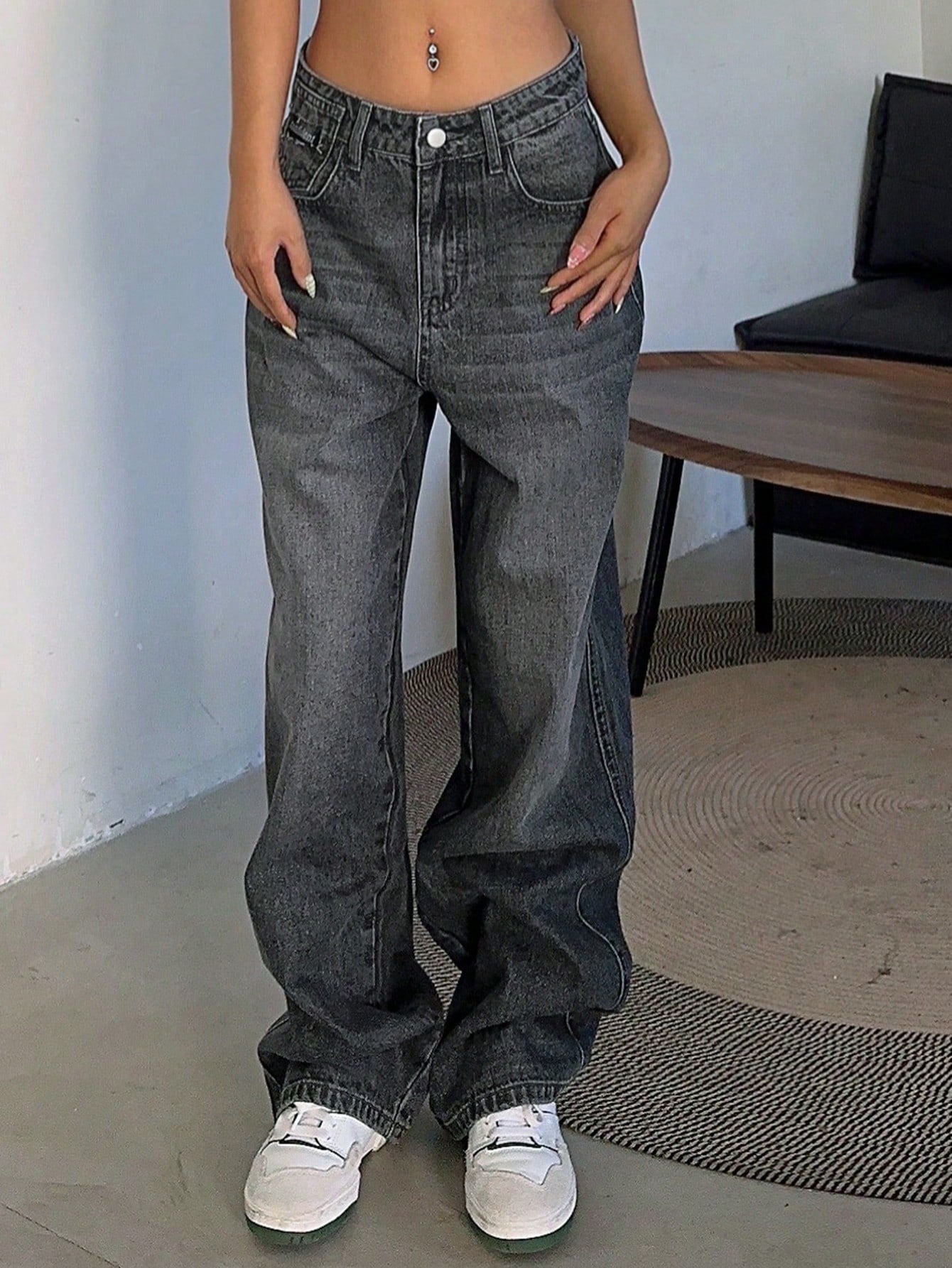 Calça jeans feminina, Calça jeans reta, Calça jeans cintura alta, Calça jeans destroyed,,Calça jeans stretch, Calça jeans lavagem escura, Calça jeans conforto, Calça jeans wide leg