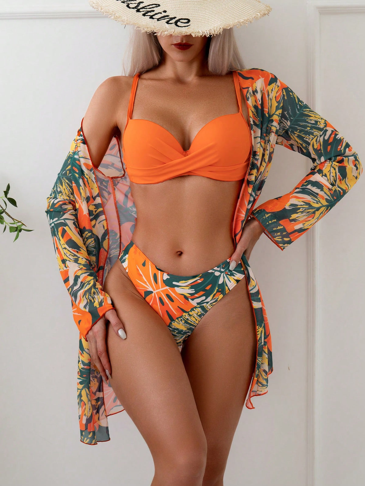 Biquíni feminino,
Biquíni de praia,
Biquíni de verão,
Biquíni moda praia,
Biquíni estampado,
Biquíni cortininha,
Biquíni tomara que caia,
Biquíni cintura alta,
Biquíni fio dental,
