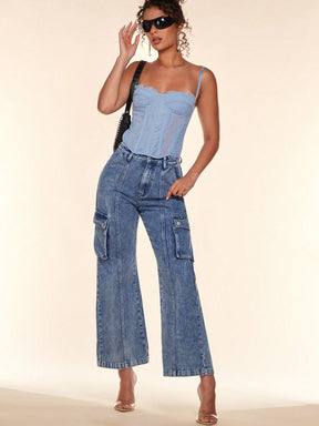 Top cropped,
Top sensual,
Cropped feminino,
Top vazado,
Cropped confortável,
Top para festa,
Top elegante feminino,
Top com design ousado,
Cropped de alta qualidade.